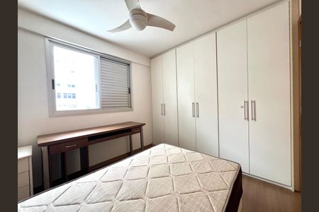 Apartamento à venda com 69m², 2 quartos e 2 vagasQuarto 2
