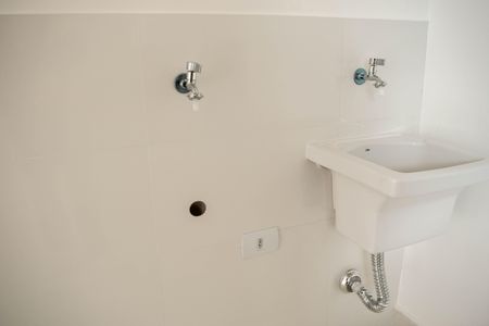 Studio para alugar com 32m², 1 quarto e sem vaga Studio para alugar com 32m², 1 quarto e sem vagaSala/Cozinha