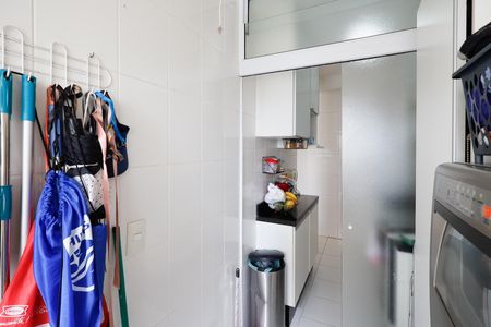 Apartamento à venda com 67m², 2 quartos e 1 vaga Apartamento à venda com 67m², 2 quartos e 1 vagaÁrea de Serviço