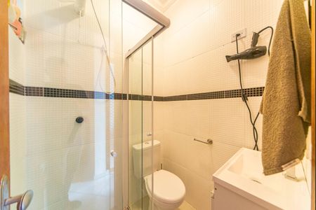 Banheiro de apartamento para alugar com 2 quartos, 38m² em Centreville, Santo André