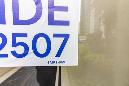 Apartamento à venda com 65m², 3 quartos e 1 vaga Apartamento à venda com 65m², 3 quartos e 1 vagaCode