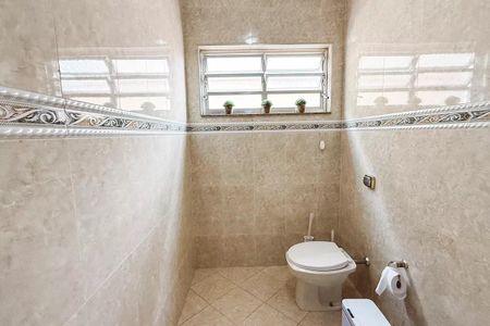 Casa à venda com 179m², 4 quartos e 2 vagas