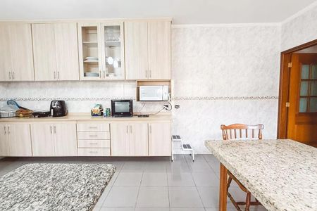 Casa à venda com 179m², 4 quartos e 2 vagas