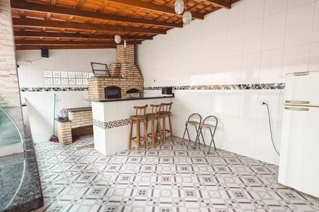 Casa à venda com 179m², 4 quartos e 2 vagas