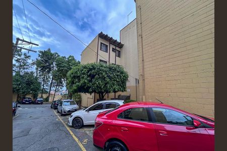 Apartamento para alugar com 50m², 2 quartos e 1 vaga Apartamento para alugar com 50m², 2 quartos e 1 vagaFachada