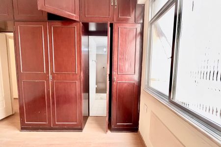 Apartamento à venda com 70m², 3 quartos e sem vaga Apartamento à venda com 70m², 3 quartos e sem vagaSuite