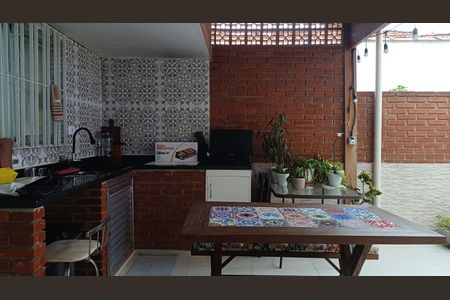 Casa à venda com 150m², 2 quartos e 2 vagas