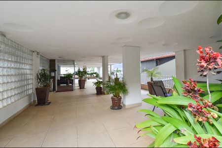 Apartamento à venda com 70m², 2 quartos e 1 vagaEntrada