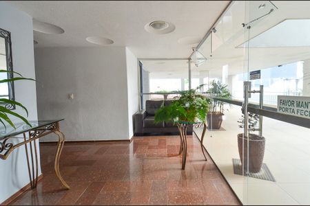 Apartamento à venda com 70m², 2 quartos e 1 vagaHall de entrada