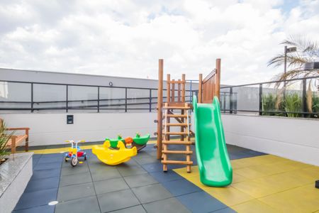 Apartamento para alugar com 48m², 2 quartos e 1 vaga Apartamento para alugar com 48m², 2 quartos e 1 vagaÁrea comum - Playground