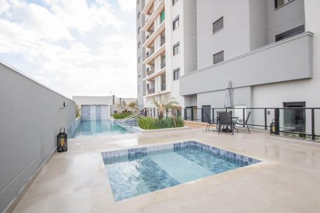 Apartamento para alugar com 48m², 2 quartos e 1 vaga Apartamento para alugar com 48m², 2 quartos e 1 vagaÁrea comum - Piscina