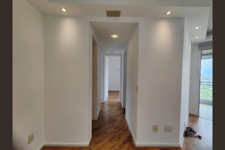 Sala de apartamento para alugar com 3 quartos, 75m² em Barra da Tijuca, Rio de Janeiro