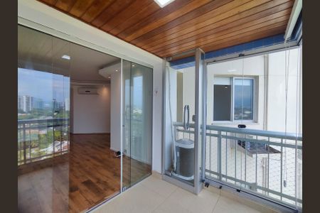 Varanda de apartamento para alugar com 3 quartos, 75m² em Barra da Tijuca, Rio de Janeiro