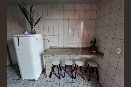Cozinha de apartamento à venda com 2 quartos, 64m² em Aliança, Osasco