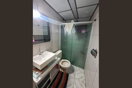 Banheiro de apartamento à venda com 2 quartos, 64m² em Aliança, Osasco