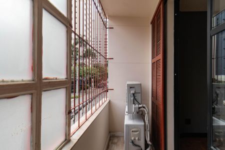 Apartamento à venda com 115m², 1 quarto e sem vaga Apartamento à venda com 115m², 1 quarto e sem vagaVaranda
