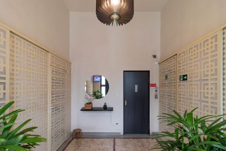 Apartamento à venda com 115m², 1 quarto e sem vaga Apartamento à venda com 115m², 1 quarto e sem vagaHall social