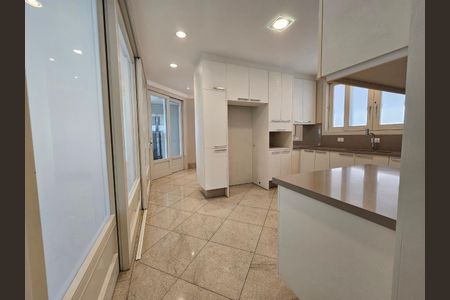 Casa de condomínio à venda com 470m², 5 quartos e 4 vagas Casa de condomínio à venda com 470m², 5 quartos e 4 vagasFoto 64