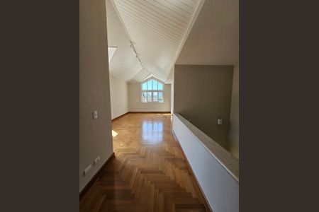 Casa de condomínio à venda com 470m², 5 quartos e 4 vagas Casa de condomínio à venda com 470m², 5 quartos e 4 vagasFoto 33