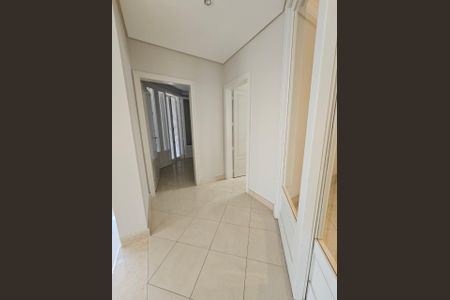 Casa de condomínio à venda com 470m², 5 quartos e 4 vagas Casa de condomínio à venda com 470m², 5 quartos e 4 vagasFoto 38