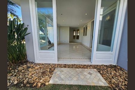 Casa de condomínio à venda com 470m², 5 quartos e 4 vagas Casa de condomínio à venda com 470m², 5 quartos e 4 vagasFoto 08