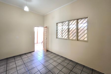 Sala  de casa para alugar com 3 quartos, 150m² em Parque Jambeiro, Campinas
