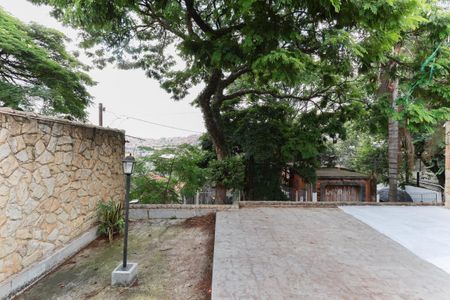 Casa para alugar com 250m², 5 quartos e 2 vagasVista da varanda