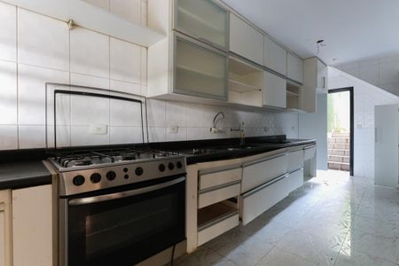 Casa para alugar com 250m², 5 quartos e 2 vagasCozinha