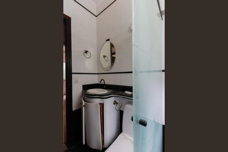 Casa para alugar com 250m², 5 quartos e 2 vagasBanheiro