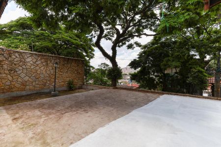 Casa para alugar com 250m², 5 quartos e 2 vagasTerraço