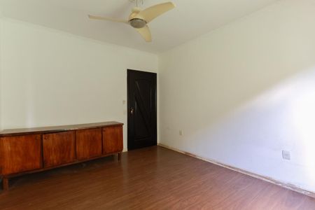Casa para alugar com 250m², 5 quartos e 2 vagasSuíte 1