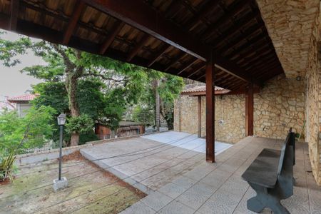 Casa para alugar com 250m², 5 quartos e 2 vagasVaranda
