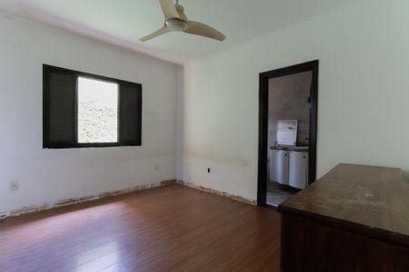 Casa para alugar com 250m², 5 quartos e 2 vagasSuíte 1