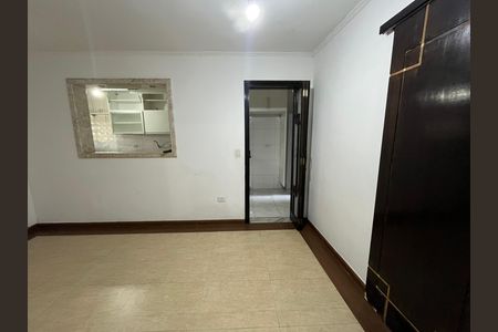 Casa à venda com 250m², 5 quartos e 2 vagas Casa à venda com 250m², 5 quartos e 2 vagasSala