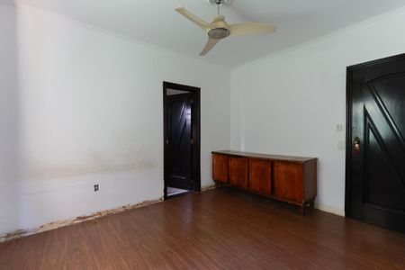 Casa para alugar com 250m², 5 quartos e 2 vagasSuíte 1