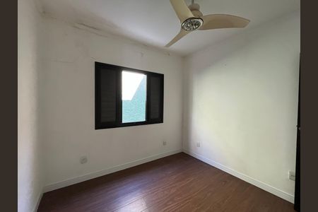 Casa à venda com 250m², 5 quartos e 2 vagas Casa à venda com 250m², 5 quartos e 2 vagasQuarto 2