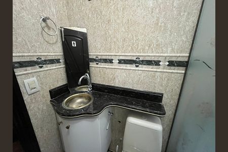 Banheiro de casa à venda com 5 quartos, 250m² em Jardim Santa Cruz (zona Norte), São Paulo