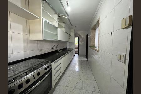Casa à venda com 250m², 5 quartos e 2 vagas Casa à venda com 250m², 5 quartos e 2 vagasCozinha