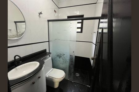 Banheiro de casa à venda com 5 quartos, 250m² em Jardim Santa Cruz (zona Norte), São Paulo