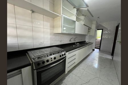 Casa à venda com 250m², 5 quartos e 2 vagas Casa à venda com 250m², 5 quartos e 2 vagasCozinha