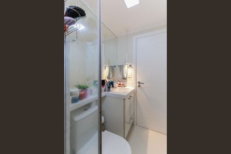 Apartamento à venda com 96m², 3 quartos e 2 vagas Apartamento à venda com 96m², 3 quartos e 2 vagasBanheiro