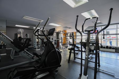 Apartamento à venda com 96m², 3 quartos e 2 vagas Apartamento à venda com 96m², 3 quartos e 2 vagasÁrea comum - Academia