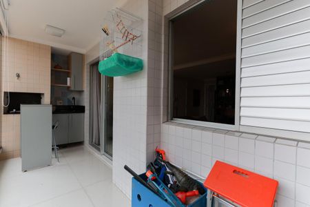 Apartamento à venda com 96m², 3 quartos e 2 vagas Apartamento à venda com 96m², 3 quartos e 2 vagasVaranda gourmet