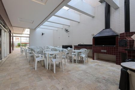 Apartamento à venda com 96m², 3 quartos e 2 vagas Apartamento à venda com 96m², 3 quartos e 2 vagasÁrea comum - Churrasqueira 1