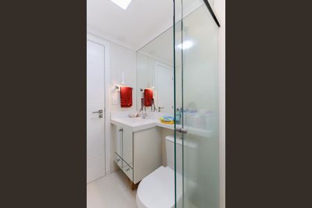 Apartamento à venda com 96m², 3 quartos e 2 vagas Apartamento à venda com 96m², 3 quartos e 2 vagasBanheiro da suíte