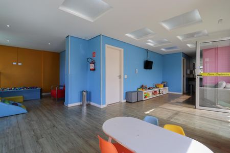 Apartamento à venda com 96m², 3 quartos e 2 vagas Apartamento à venda com 96m², 3 quartos e 2 vagasÁrea comum - Brinquedoteca