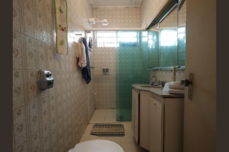 Casa à venda com 260m², 3 quartos e 4 vagasBanheiro