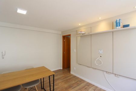 Apartamento para alugar com 70m², 2 quartos e 2 vagasSala