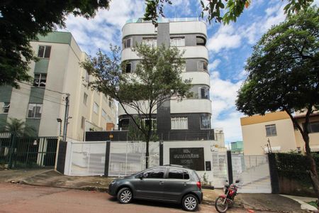 Apartamento para alugar com 70m², 2 quartos e 2 vagasFachada