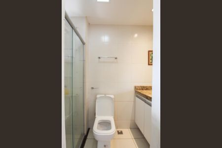 Apartamento para alugar com 70m², 2 quartos e 2 vagasBanheiro da Suíte